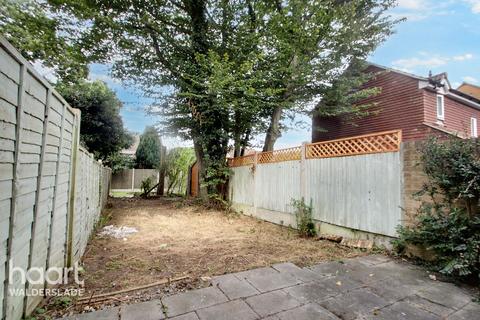 2 bedroom terraced house for sale, Wildfell Close, Chatham