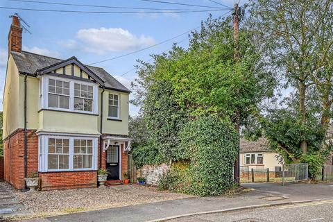 4 bedroom detached house for sale, Swiss Avenue, Chelmsford