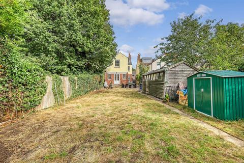 4 bedroom detached house for sale, Swiss Avenue, Chelmsford