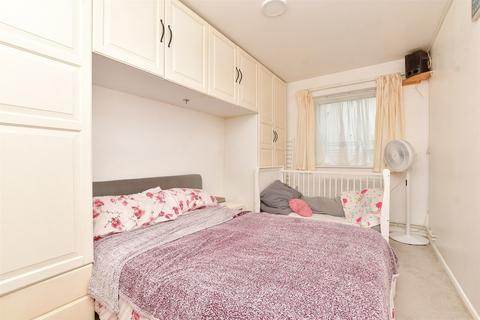 2 bedroom ground floor flat for sale, Meteor Way, Wallington, Surrey