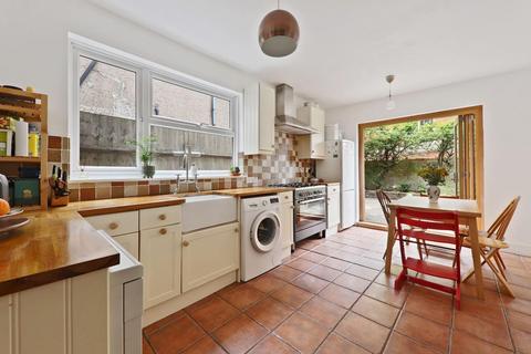 3 bedroom house for sale, Knighton Park Road, Sydenham