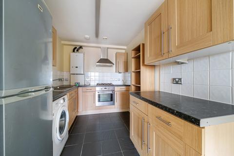 1 bedroom apartment for sale, Emma House, Romford RM1