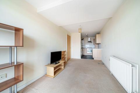 1 bedroom apartment for sale, Emma House, Romford RM1