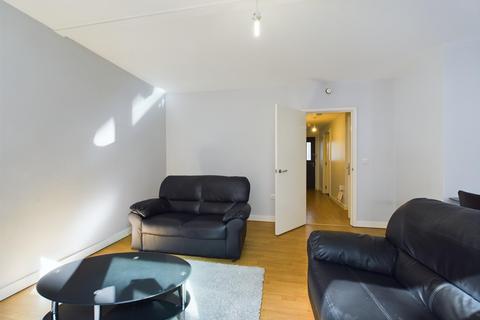 2 bedroom flat to rent,  32 Tabley Street, Liverpool L1