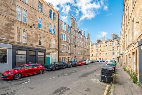 1 bedroom flat for sale, 7/2 Drumdryan Street, Tollcross, Edinburgh, EH3