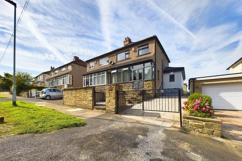 4 bedroom semi-detached house for sale, Nab Wood Drive, Shipley