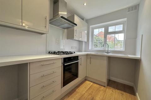 undefined, Main Street, Nottingham NG14
