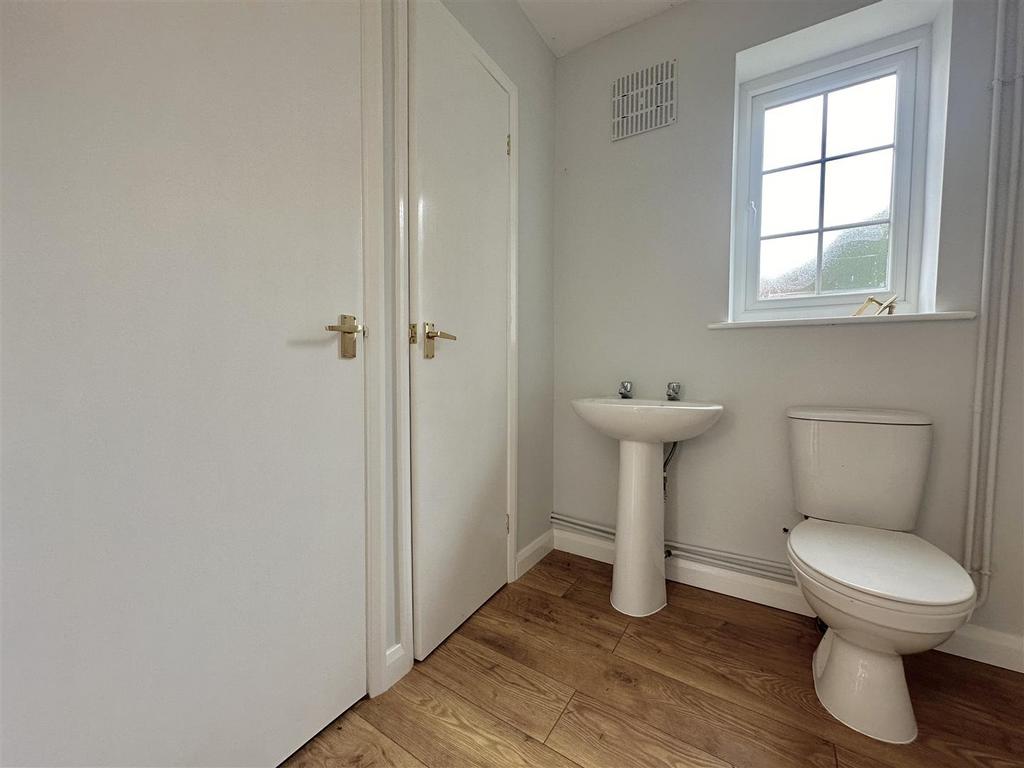 Downstairs wc