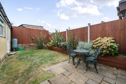 70 Fleet Road, Dartford, DA2 6JF