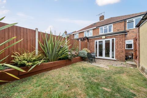 70 Fleet Road, Dartford, DA2 6JF
