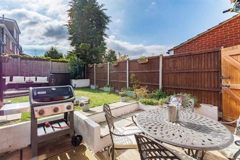 47 Crows Road, Epping, CM16 5DH
