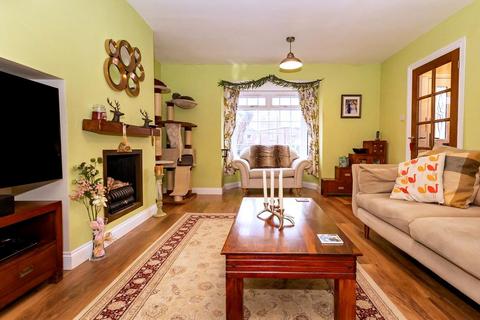 47 Crows Road, Epping, CM16 5DH