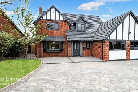 4 bedroom detached house for sale, Tudor Way, Congleton