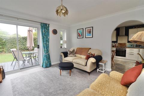 14 Browning Road, Pocklington, York, YO42 2GL