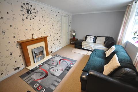 2 bedroom detached bungalow for sale, Waterside, Thorne