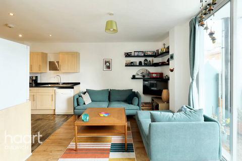 2 bedroom flat for sale, Rye Lane, London