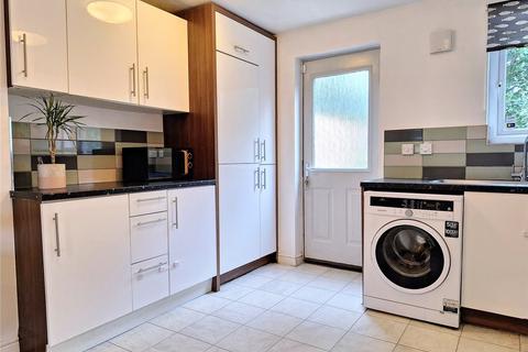 6 Dunster Close, Chadderton, Oldham, OL9 8BS