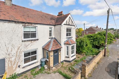 4 bedroom detached house for sale, Egerton Avenue, Hextable, Kent