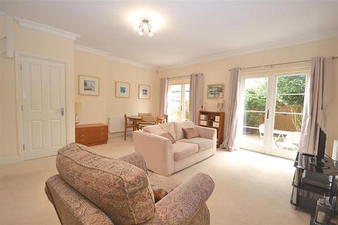 4 bedroom terraced house for sale, Wadebridge Street, Poundbury, Dorchester