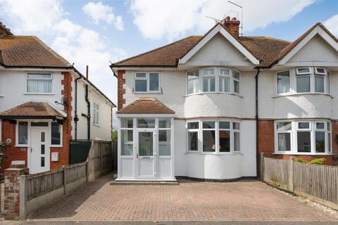 39 Manor Road, Whitstable, CT5 2JS