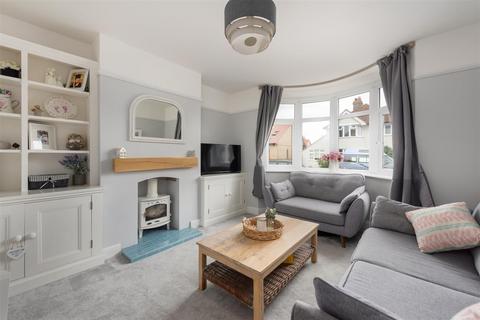39 Manor Road, Whitstable, CT5 2JS