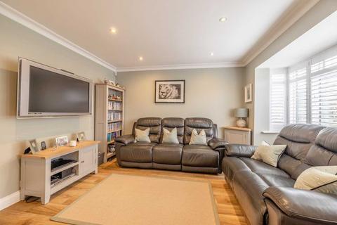 3 bedroom end of terrace house for sale, Oxford Road, Gerrards Cross SL9