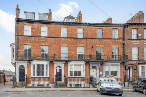 1 bedroom flat to rent, The Crescent, Off Blossom Street, York, YO24 1AW