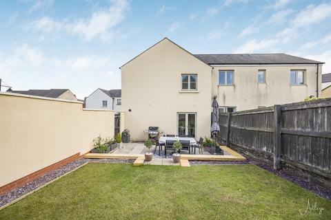 3 bedroom semi-detached house for sale, Lon Y Grug, Llandarcy, Neath