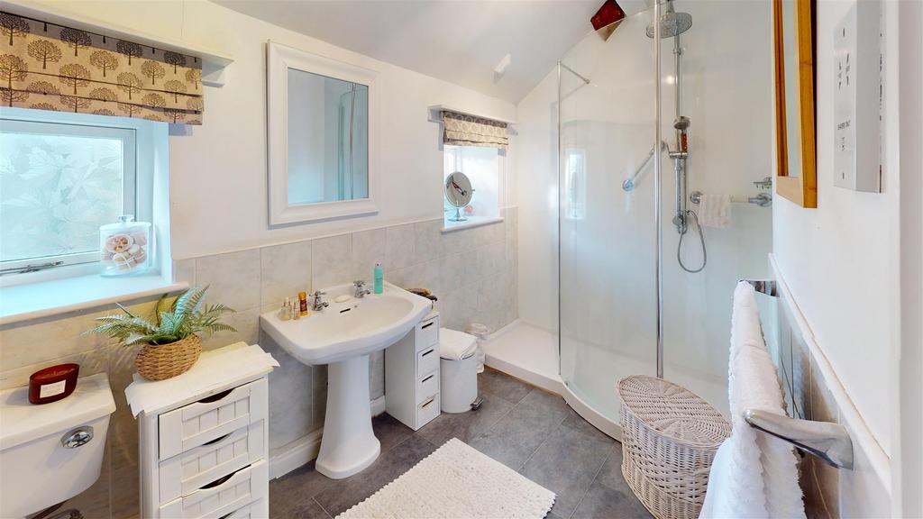 Fletchers-Barn-Bathroom(1).jpg