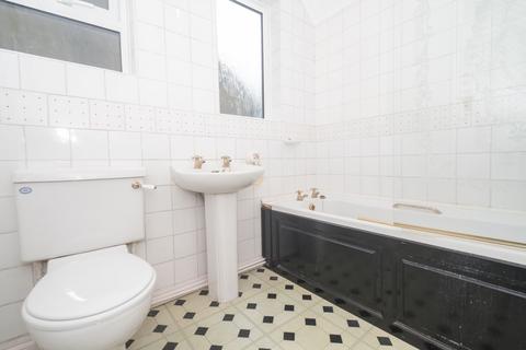 16 Cecilia Road, Ramsgate, CT11 7DY