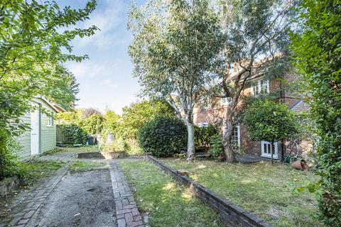 14 Laneway, Putney, London, SW15 5HX