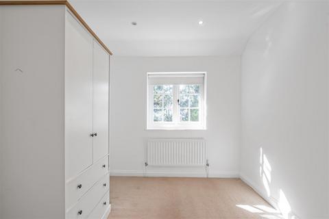 14 Laneway, Putney, London, SW15 5HX