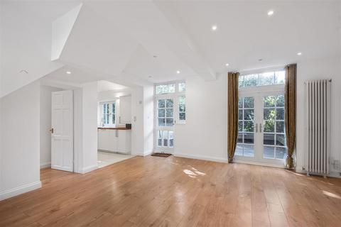 14 Laneway, Putney, London, SW15 5HX
