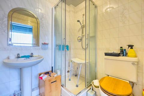 11 Apple Close, Birstall, Batley, WF17 0DZ