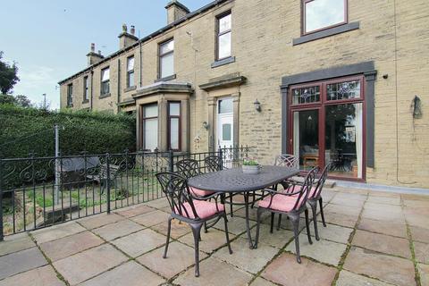 3 bedroom terraced house for sale, Carlisle Road, Pudsey