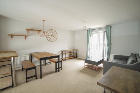 2 bedroom flat to rent, St Patricks View, Bristol BS5