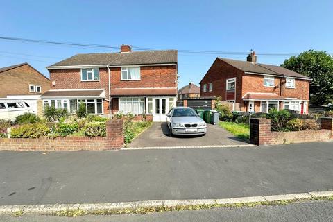 3 bedroom semi-detached house to rent, Durham Road, Wednesbury WS10