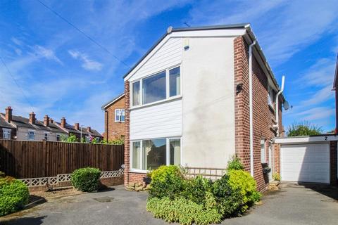 3 bedroom detached house for sale, Ashley Close, Wakefield WF2