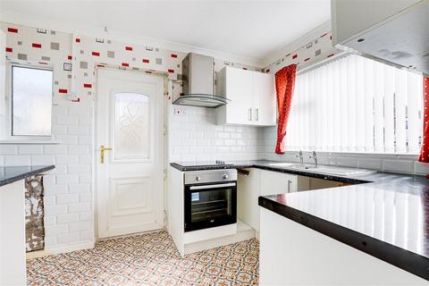 16 Baker Avenue, Arnold, Nottingham, NG5 8FU
