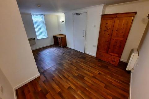 1 bedroom flat to rent, Portland Crescent, Victoria Park, Manchester