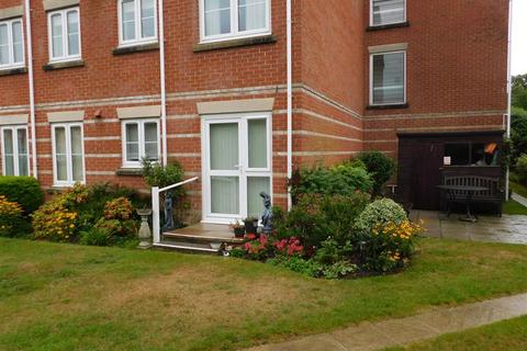 1 bedroom ground floor flat for sale, Regency Crescent, Christchurch BH23