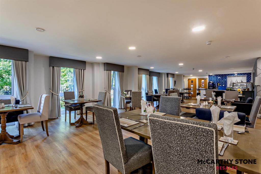 8612511-interior15-800.jpg