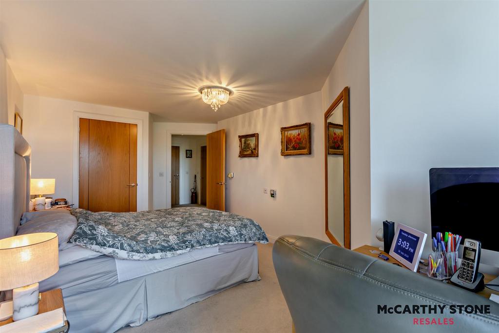 8612511-interior09-800.jpg
