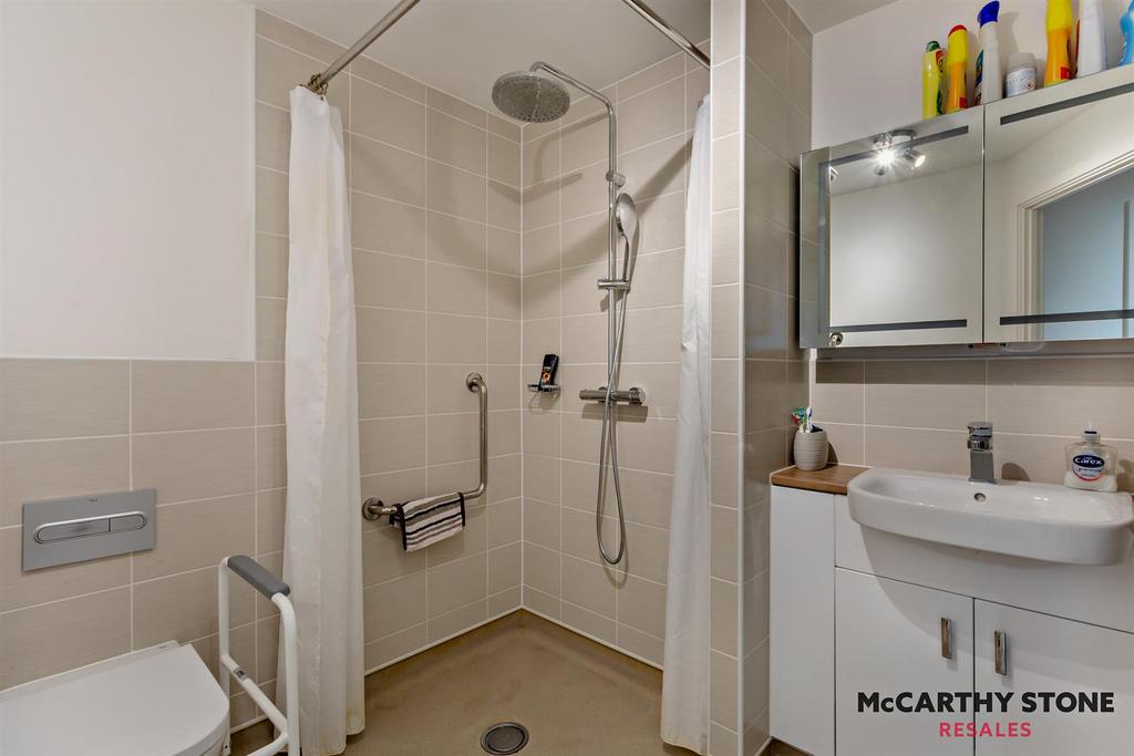 8612511-interior06-800.jpg