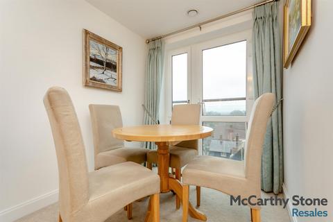 1 bedroom apartment for sale, Edward House, Pegs Lane, Gascoyne Way, Hertford SG13 8FQ
