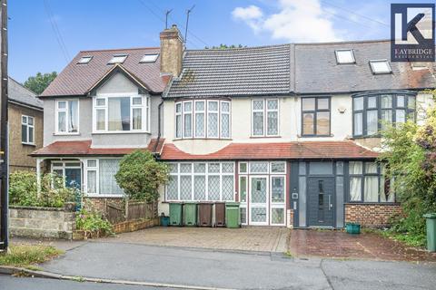 4 bedroom terraced house for sale, Stoneleigh Avenue, Worcester Park, KT4