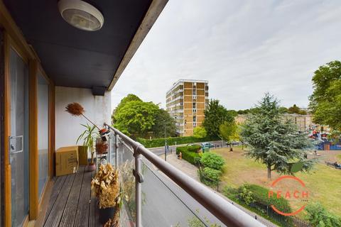 1 bedroom apartment for sale, Vallance Road, London E1