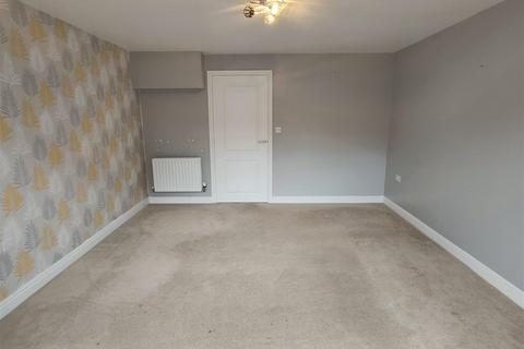 3 bedroom terraced house to rent, Potter Place, Hartford, Northwich