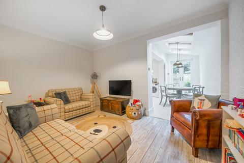 78 Victor Road, Teddington, TW11 8SR