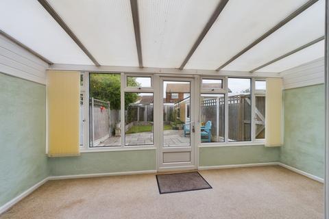 2 bedroom semi-detached bungalow for sale, Canon Close, Stanford-le-Hope, SS17